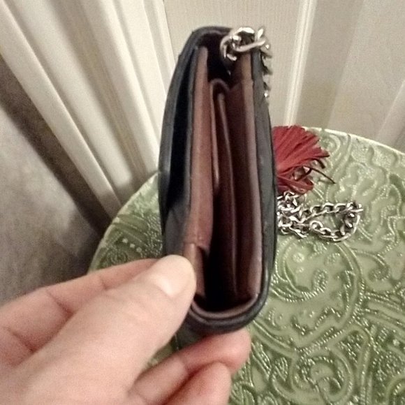 CHANEL Flap Wallet - Picture 6 of 16